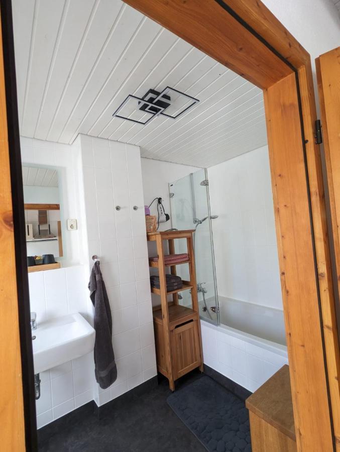 Helles Dachgeschoss-Appartement Krefeld Dış mekan fotoğraf